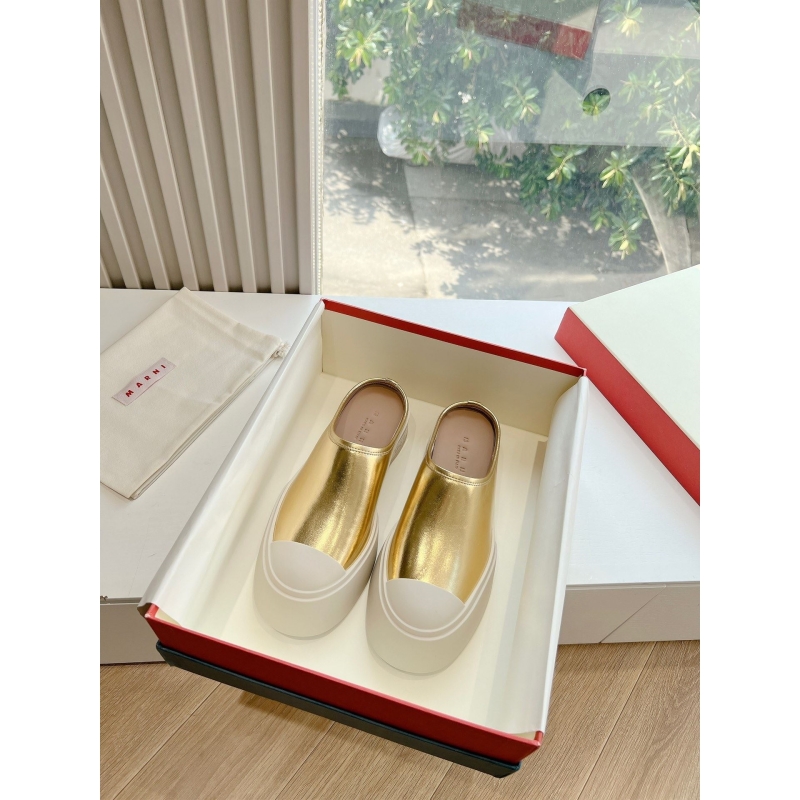 Other Slippers